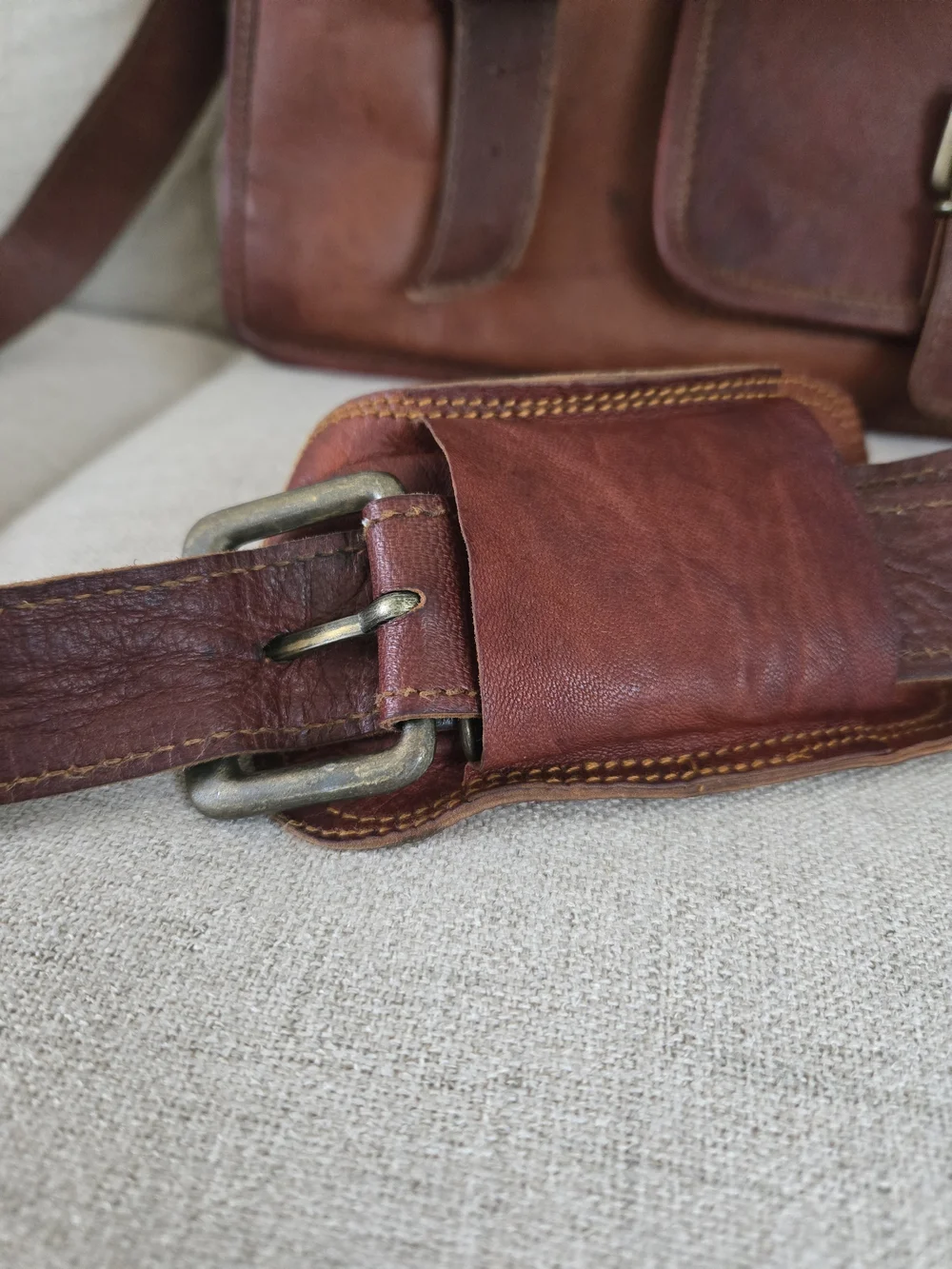 Komal's Passion Leather Large Buffalo Leather Messenger Bag 17
